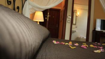 Tower Hotell 2*